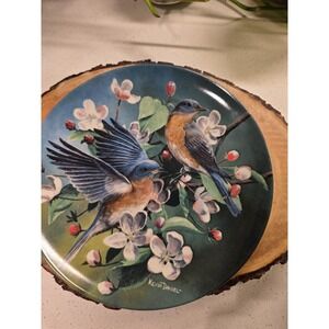 Knowles Collectible Bird in Your Garden Plate THE BLUEBIRD Artist Kevin Daniel